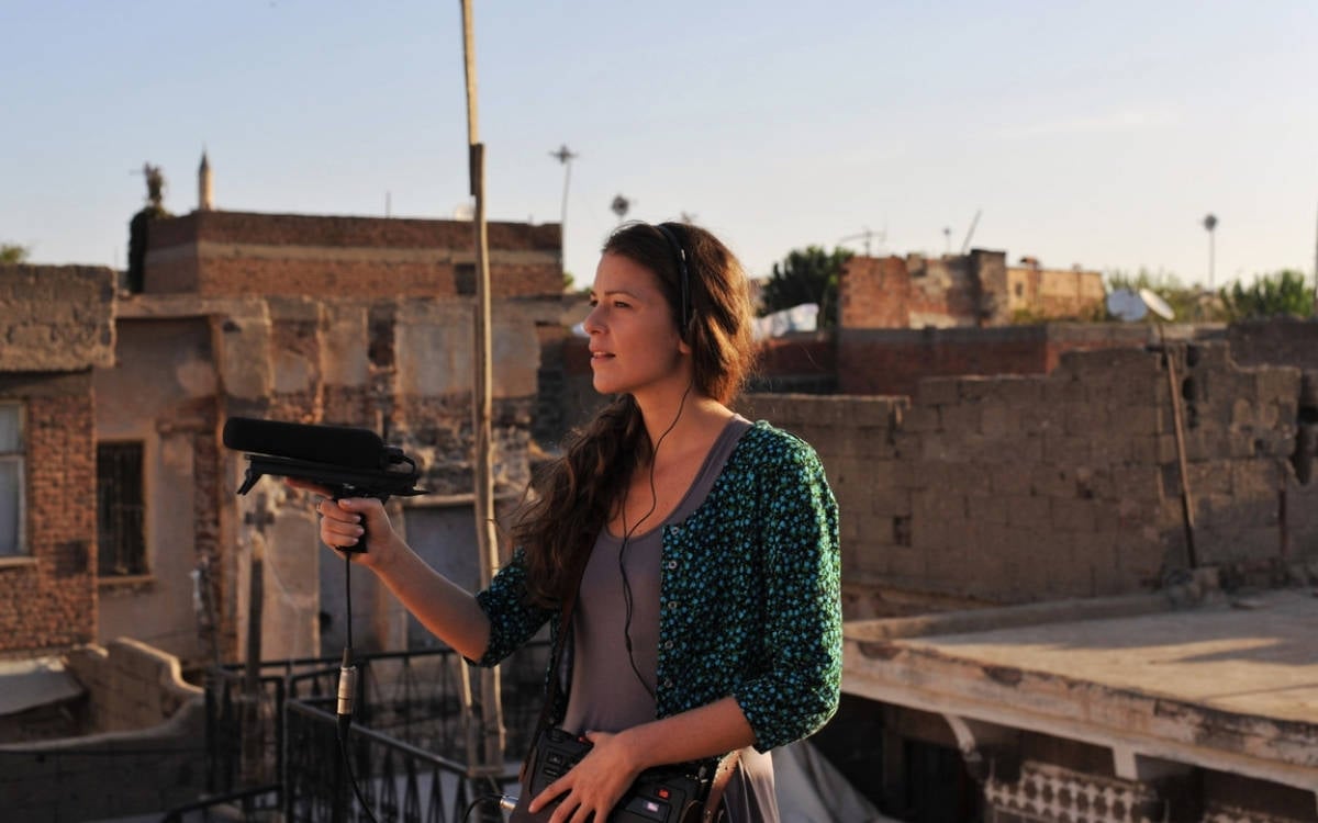 Bir yüzleşme daveti: Turist kamerasından Kurtuluş’a - I