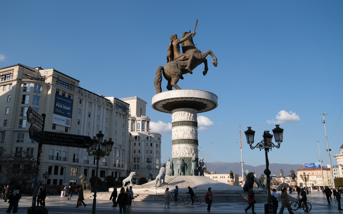 Direnen geçmiş gelecek: Üsküp